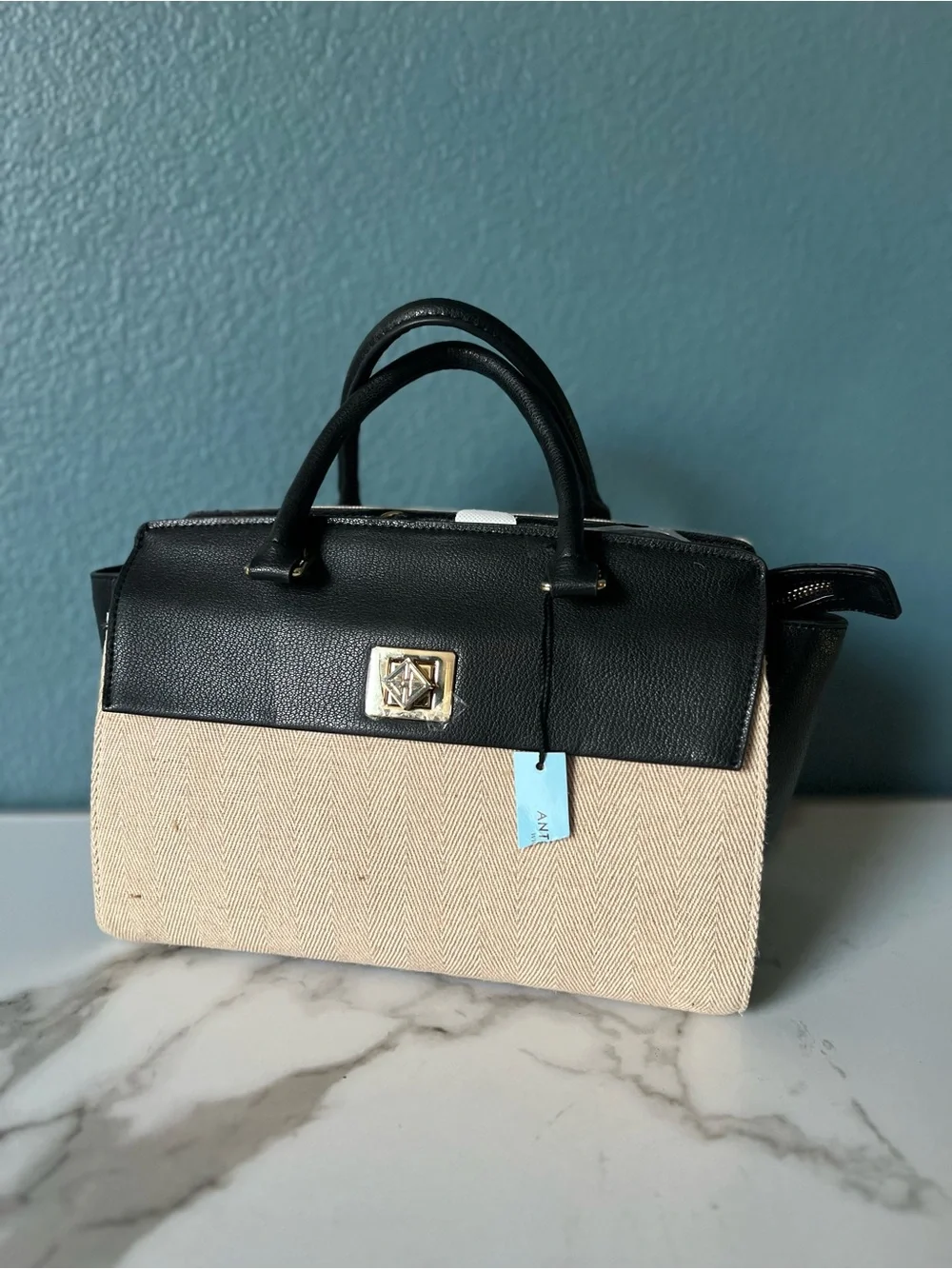 New With Tags ANTONIO MELANI Black & Cream Structured Top-Handle Satchel